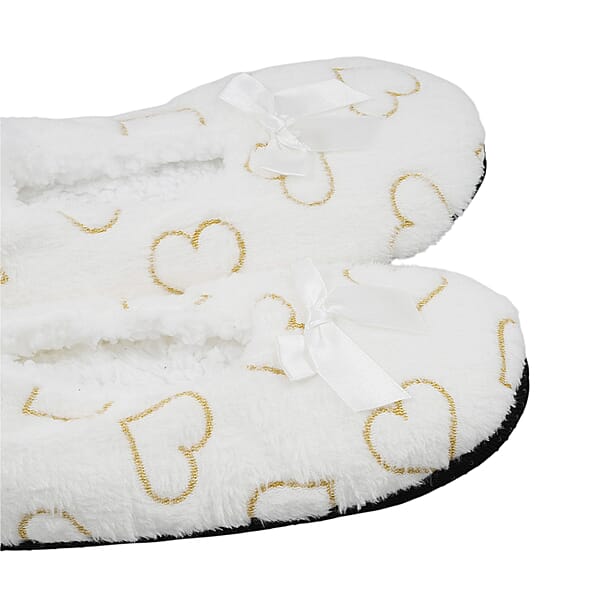 Mossimo White Heart Slippers With Grippers - S/M