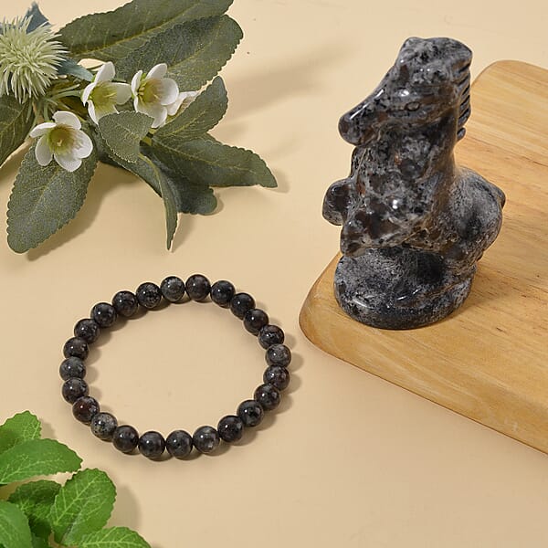 Natural Yooperlite 915.00 Ctw Pixiu And Beaded Stretch Bracelet With Free UV Flash Light