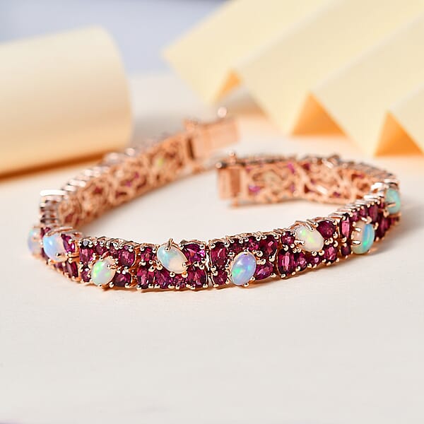 Orissa Rhodolite Garnet And Ethiopian Welo Opal Bracelet In Vermeil Rose Gold Over Sterling Silver (6.50 In) 18.65 Ctw