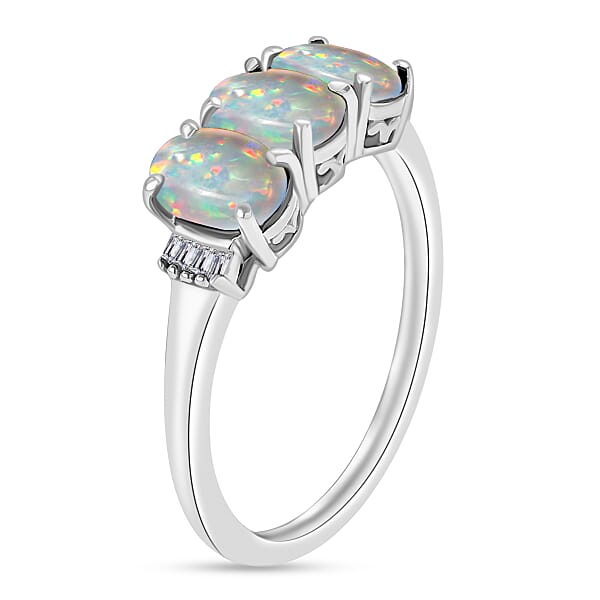 Premium Ethiopian Welo Opal And Diamond 2.53 Ctw 3 Stone Ring In Platinum Over Sterling Silver (Size 4.0)
