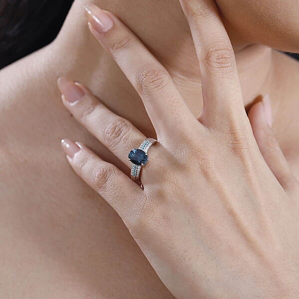 Rhapsody 950 Platinum AAA Monte Belo Indicolite Paraiba Tourmaline Diamond (E-F VS2) Bridge Ring (6.86 G) 2.75 Ctw