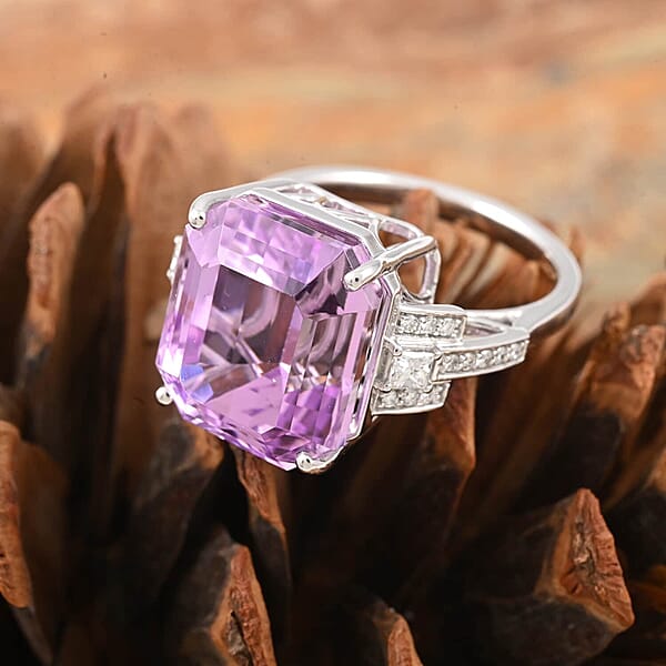 Rhapsody 950 Platinum AAAA Patroke Kunzite And E-F VS Diamond Ring 9.90 Grams 20.30 Ctw