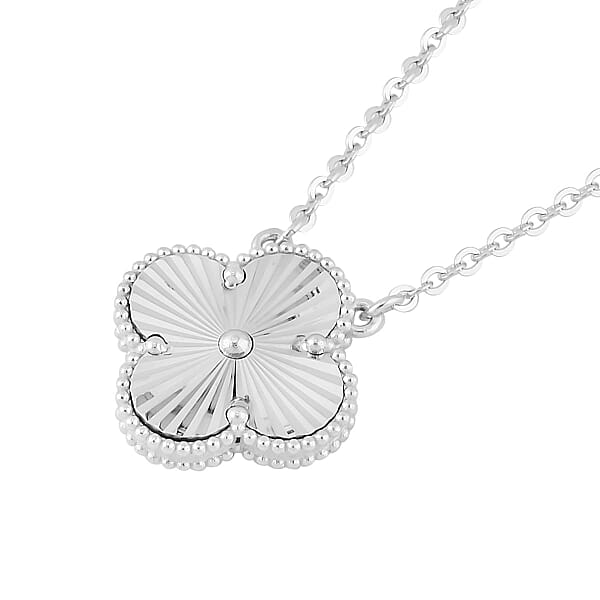 Rhapsody 950 Platinum Clover Necklace 18 Inches With 8mm Lobster Lock 7.25 Grams
