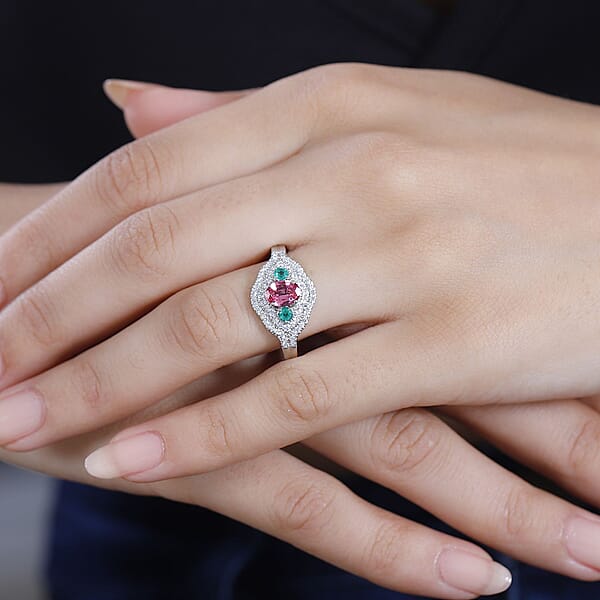 Rhapsody AAAA Mahenge Spinel Boyaca Colombian Emerald And E-F VS Diamond 1.20 Ctw Eternal Love Ring In 950 Platinum 6.50 Grams