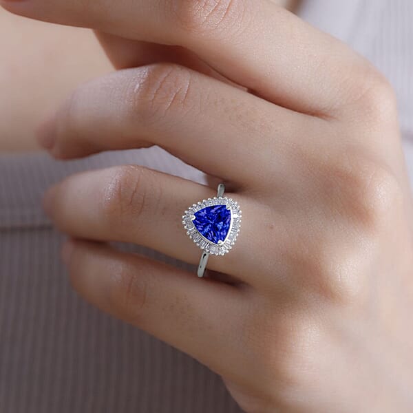 Rhapsody AAAA Tanzanite And E-F VS2 Diamond 2.50 Ctw Trillion Shape Ballerina Ring In 950 Platinum (Size 9.0) 4.50 Grams