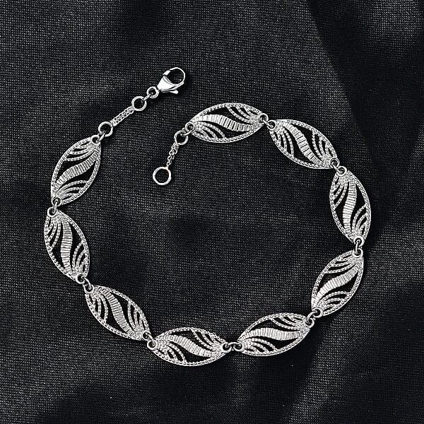 Rhapsody Leaf Whisper Bracelet In 950 Platinum (6.50 In) 10.60 Grams