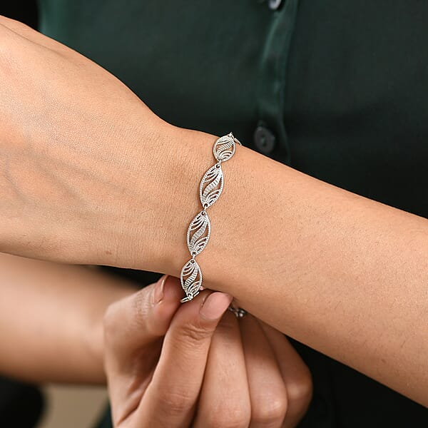 Rhapsody Leaf Whisper Bracelet In 950 Platinum (6.50 In) 10.60 Grams