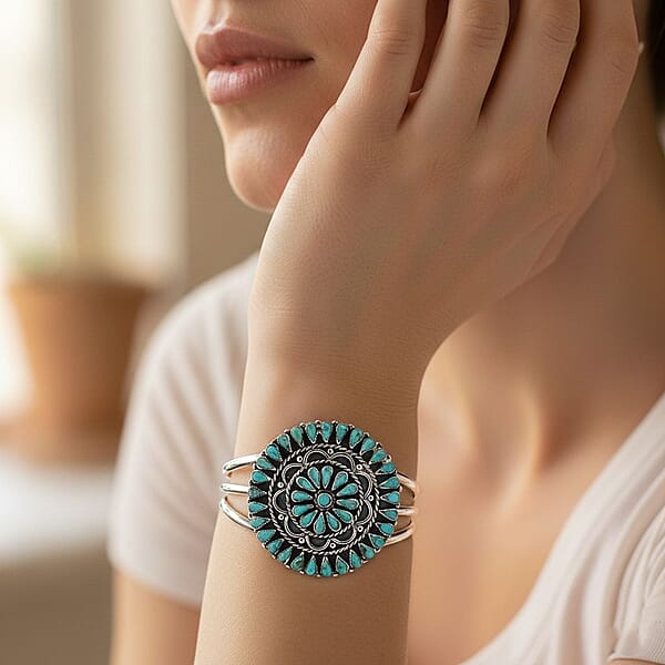 Santa Fe Style Kingman Turquoise 4.20 Ctw Bracelet In Sterling Silver (Adjustable)