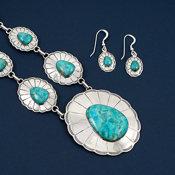 Santa Fe Style Kingman Turquoise 60.00 Ctw Necklace (20 Inches) And Earrings In Sterling Silver