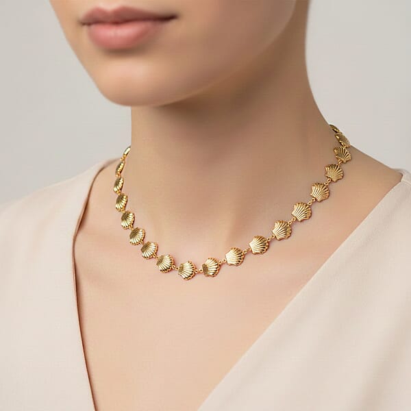 Shell Beaded Chain Necklace In Goldtone 20-22 Inches