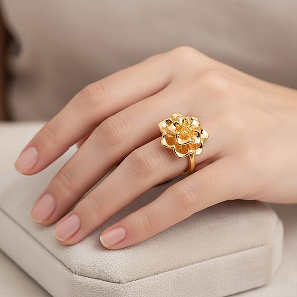 24K Yellow Gold Floral Ring 1 Grams