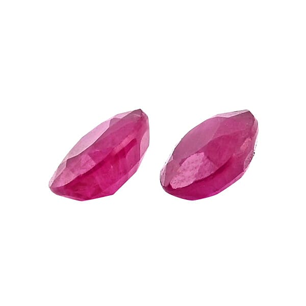 AAA Ruby Set Of 2 (Ovl 6x4 Mm) 1.00 Ctw