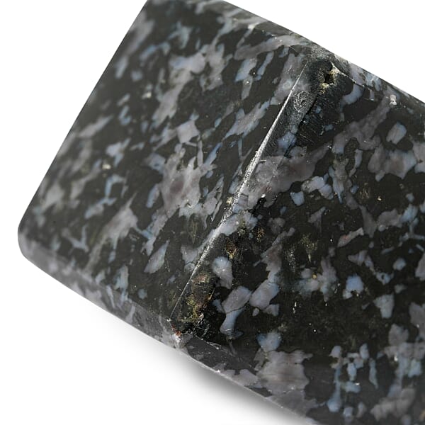 Gabbro Square Shape -Small 1019ctw