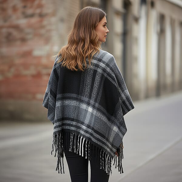Tamsy Black Shawl With Fringes