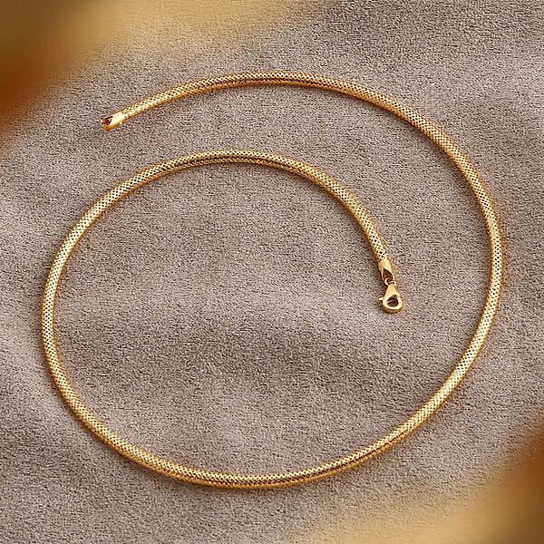 Snake Textured Chain Necklace In 10K Yellow Gold 3.10 Grams 18 Inches