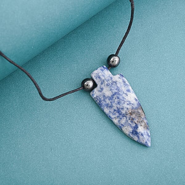 Sodalite And Lava 42.00 Ctw Arrowhead Necklace With Black Cord (14 Inches)