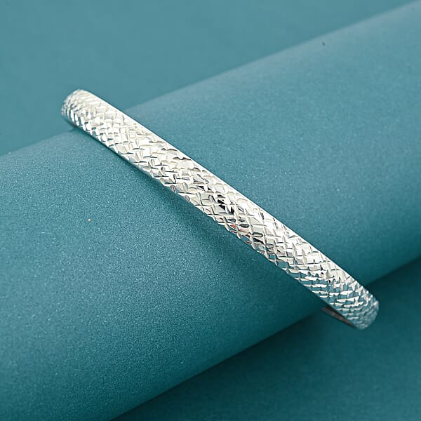 Sterling Silver Diamond Cut Bangle Bracelet (7.50 In) 4.50 Grams