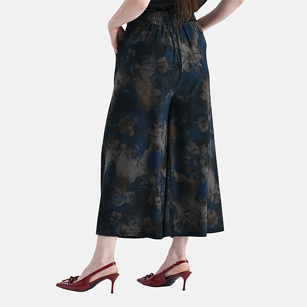 TAMSY Blue Floral Printed Wide Leg Capri Pant With Pockets - S/M