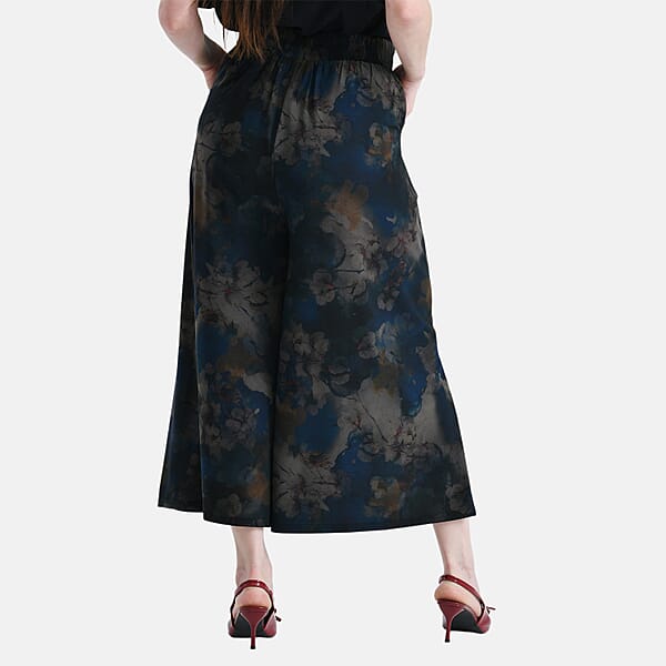 TAMSY Blue Floral Printed Wide Leg Capri Pant With Pockets - S/M