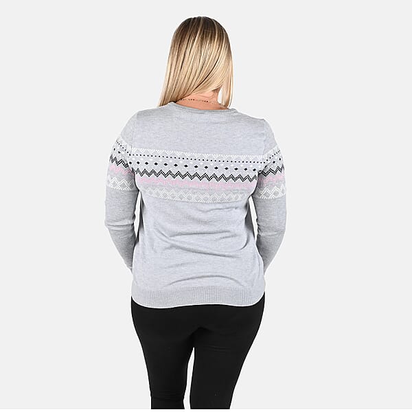 Tamsy Gray Knit Round Neck Sweater With Chevron Pattern - M