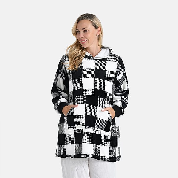 Tamsy Set Of 2 Pink Solid And Black Plaid Pattern Fleece Hoodie Sweater Blanket With Kangaroo Pocket