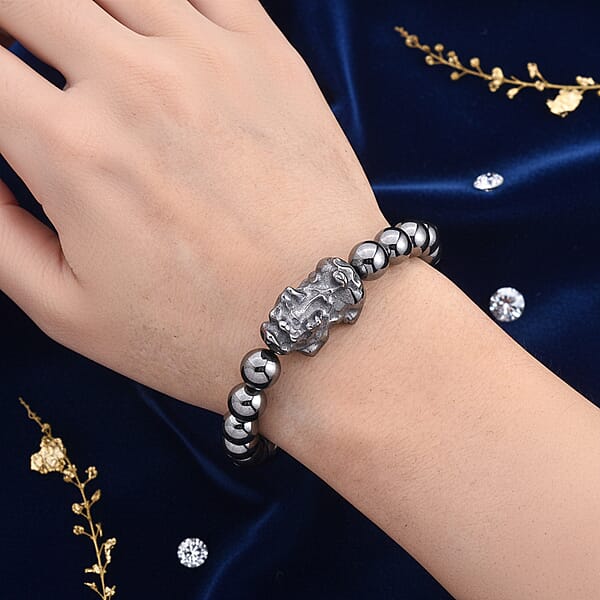 Terahertz 104.00 Ctw Beaded And Carved Stretch Bracelet (6.5-7In)