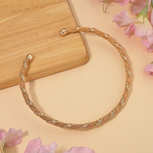 Twisted Texture Necklace In Goldtone 16 Inches