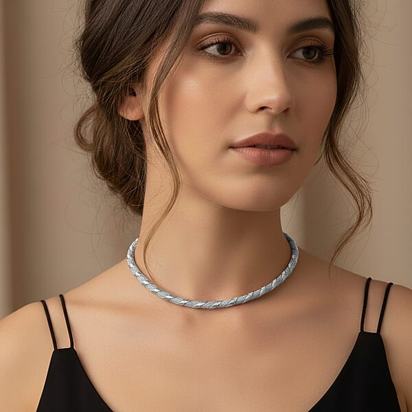 Twisted Texture Necklace In Silvertone 16 Inches