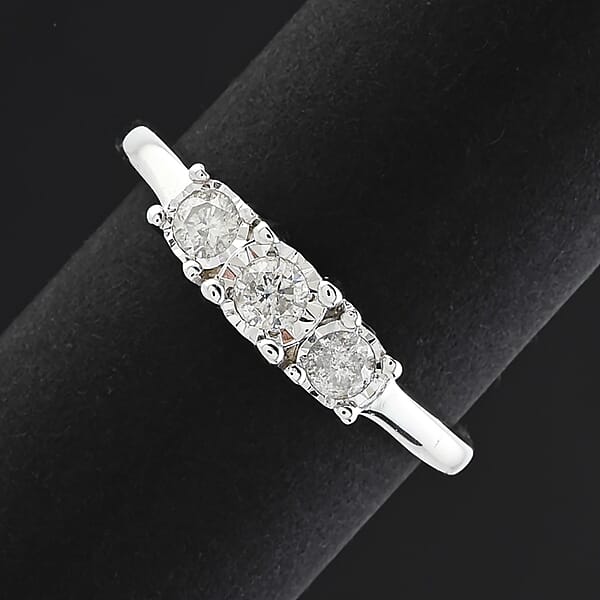 White Diamond 0.25 Ctw Ring In Sterling Silver