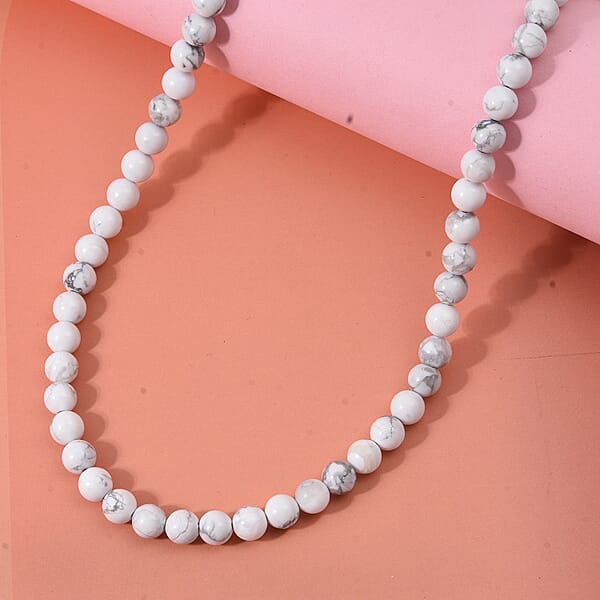 White Howlite Beaded Necklace With Magnetic Lock In Sterling Silver 150.00 Ctw (18 Inches)