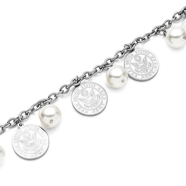 White Shell Pearl Coin Charm Bracelet In Stainless Steel (7.25 In) 1.00 Ctw
